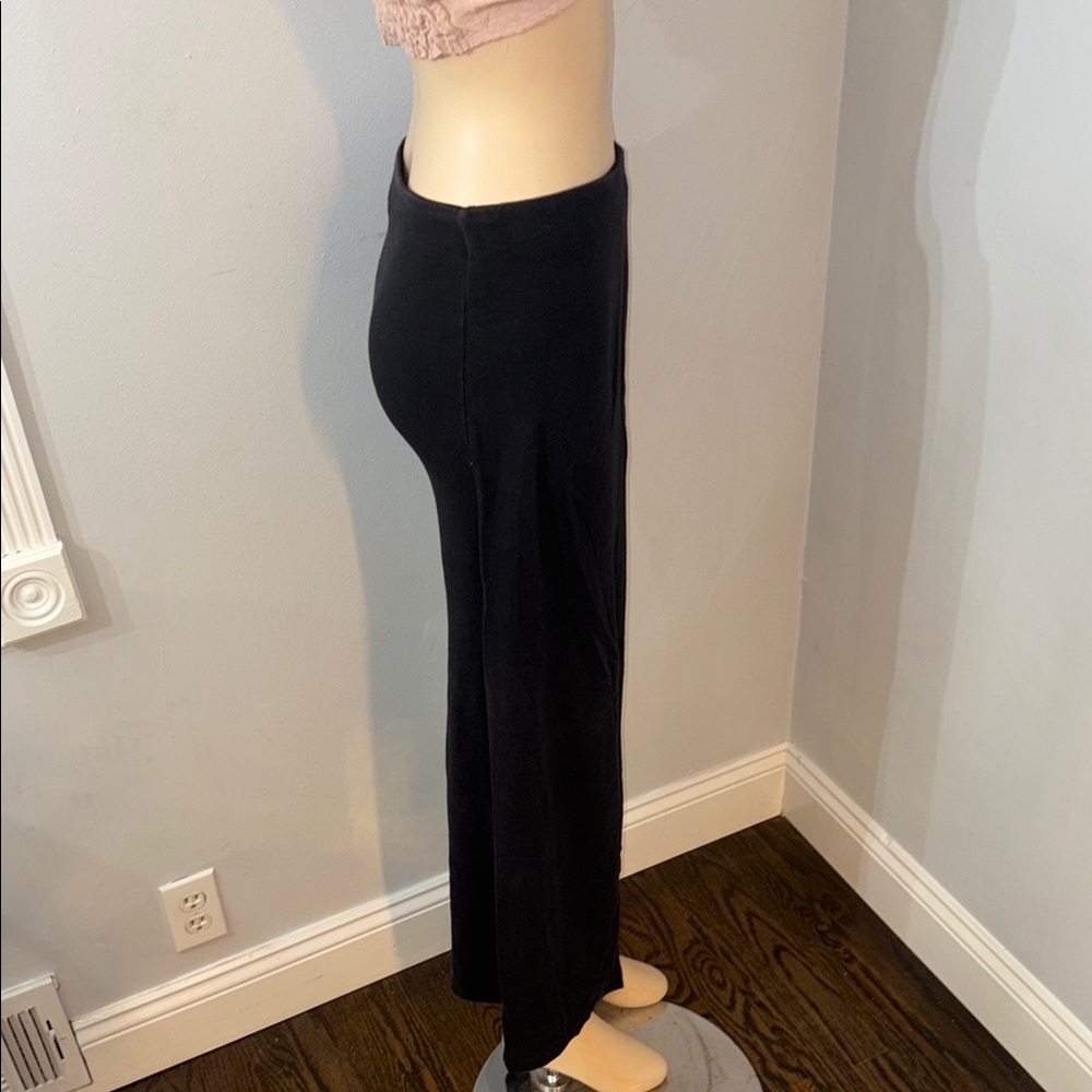 Elegant Black Wrap Skirt - Picture 5 of 5